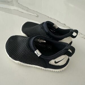 Nike water shoes (Toddler)
